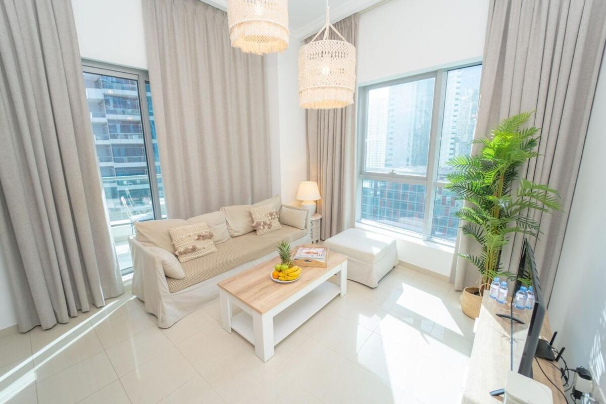 Aws Holiday Homes - Prime Apartment Near The Beach ดูไบ ภายนอก รูปภาพ